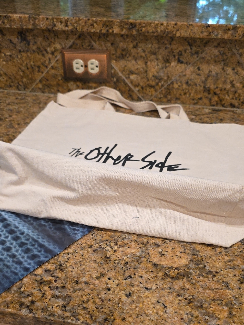 Signed Mark Tuan 2022 Tour VIP Merch - Picture 9 of 13